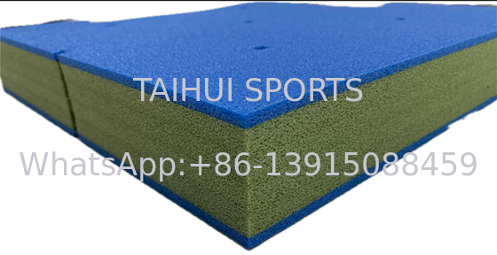 Durable Interlocking Foam Mats 30mm 40mm 50mm Thick Artificial Grass Underlay