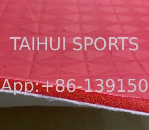 Customized Shock Absorption Sports Surface Underlay 8 Years Of Service For Sports Fields