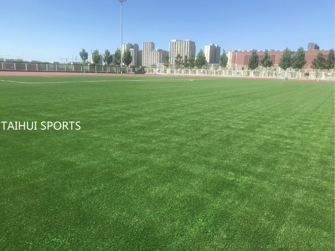 UV Resistant Water Proof 3 Layers Soccer Shock Pad PE Foam Two Sides Grooved Carpet Underlay For Artificial Grass 7
